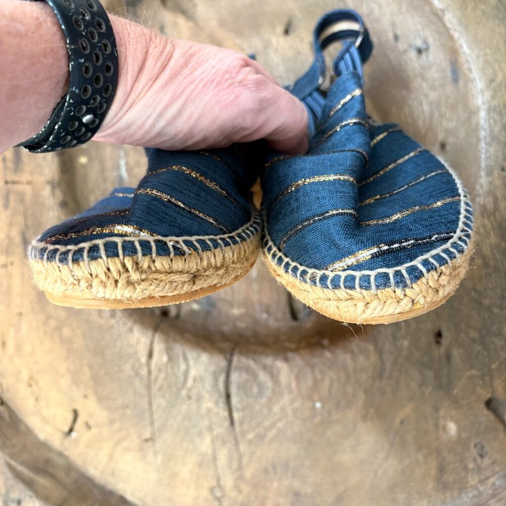 Toni Pons blue gold slingback low-wedge women's espadrilles size 38 / 7.5 - Picture 2 of 8